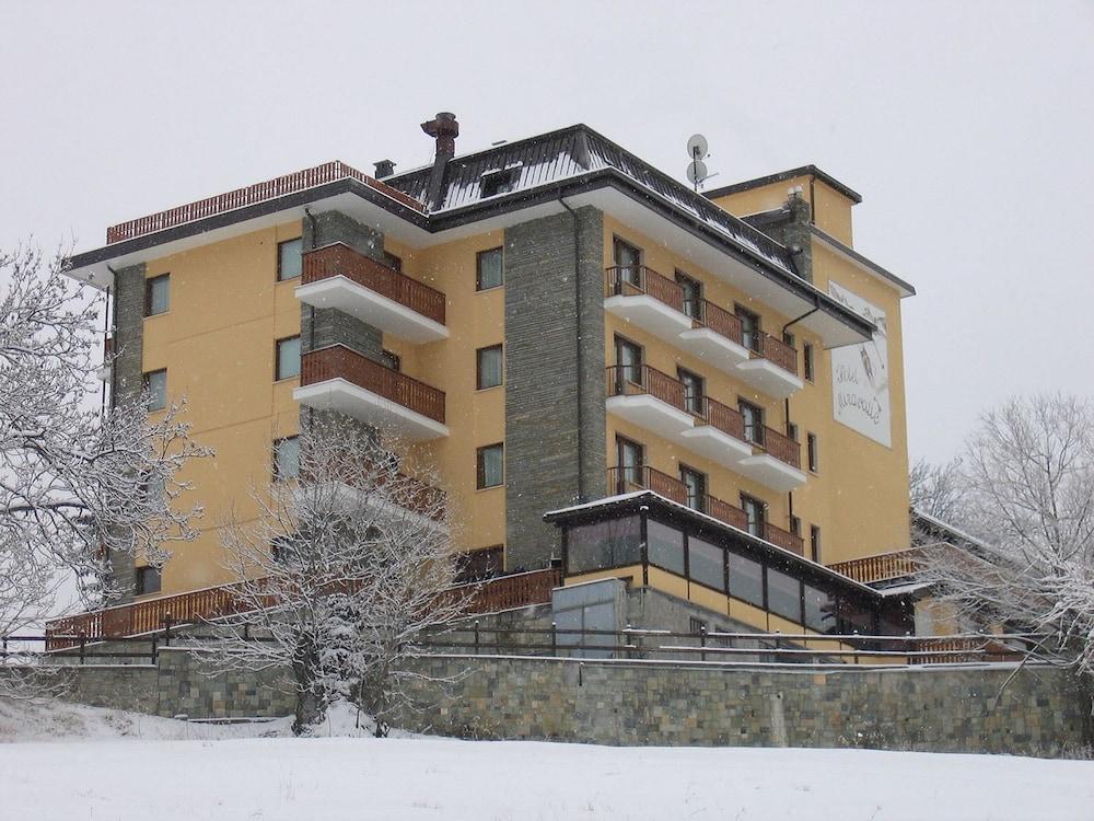 Hotel Miravalle Sauze D'Oulx Exterior photo